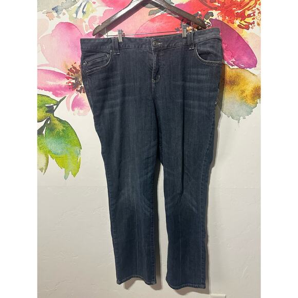 Venezia Womens Red Triangle Plus Size Jeans Stretch Bootcut Size 6 Average - Picture 1 of 6